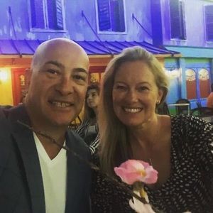 Meet your Posher, Debbie